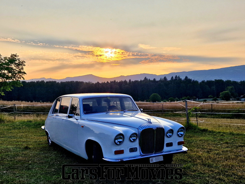 Daimler 420Ds (Rechtslenker) 1972 Deutschland Weiß Grau Zivilfahrzeug Limousine CH - Bern 7696 rhd chauffeur